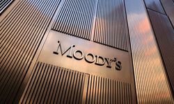 Moody’s Türkiye’nin kredi notunu 2 kademe yükseltti