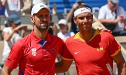 Ezeli rakibi Nadal'ı yendi: Djokovic bir üst turda