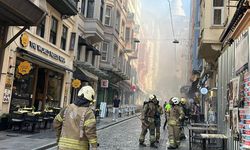 Beyoğlu'ndaki yangın söndürüldü