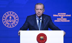 Cumhurbaşkanı Erdoğan: Birileri yakın tarihi yeniden yazmaya çalışıyor