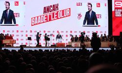 Saadet Partisi'nde yeni dönem başladı: Genel başkanlığa Mahmut Arıkan seçildi