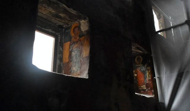 Bakan Ersoy: Sümela Manastırı'nın freskleri gün yüzüne çıkarılıyor