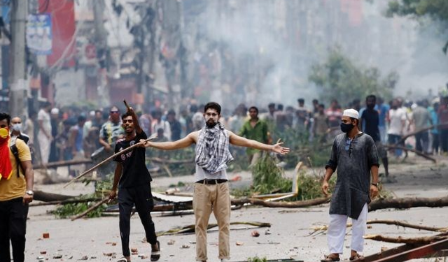 Bangladeş’te sokaklar savaş alanına döndü: Can kaybı 201’e yükseldi