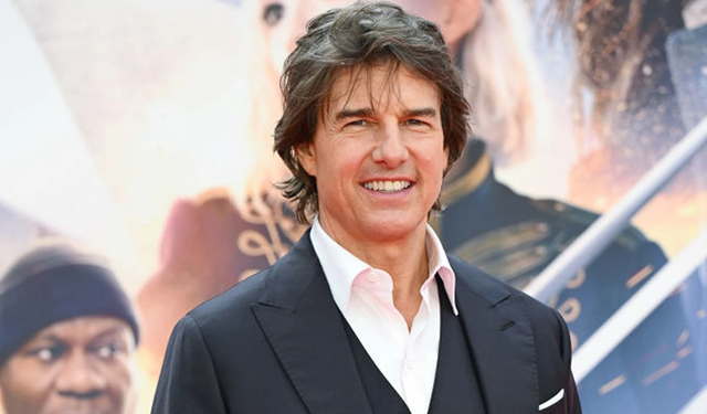 Tom Cruise’a Prestijli Onur Nişanı: Légion d'Honneur!