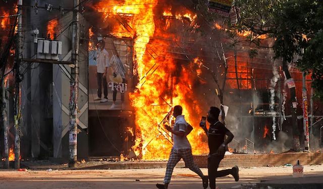 Bangladeş'te hükümet karşıtı protestolar: Ölenlerin sayısı 93 oldu