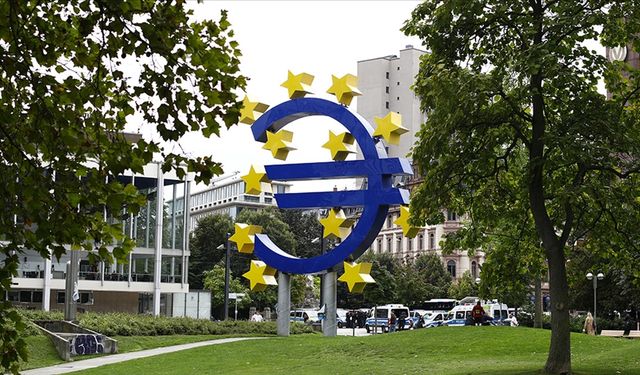 Euro Bölgesi ekonomisi temmuzda duraklama noktasına geldi