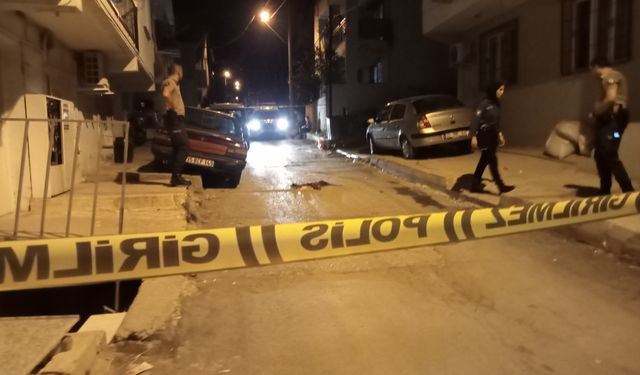 İzmir'de silahı saldırı: Motosikletiyle geldi, tabancayla vurup kaçtı