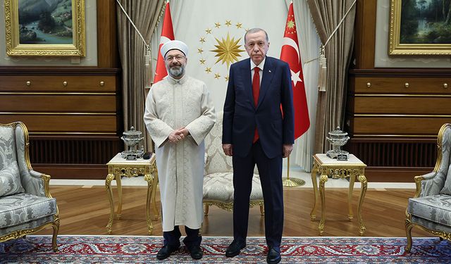 Cumhurbaşkanı Erdoğan, Diyanet İşleri Başkan Erbaş'ı kabul etti