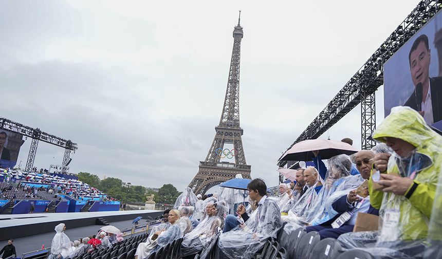 Paris'te Olimpiyatlar öncesi yağmur alarmı