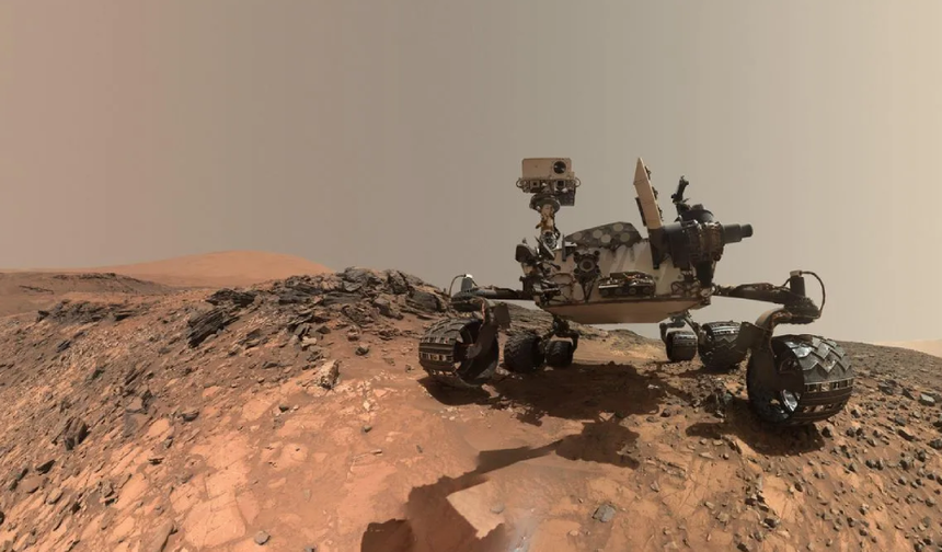 Mars uzay aracı yanlışlıkla yeni keşif yaptı
