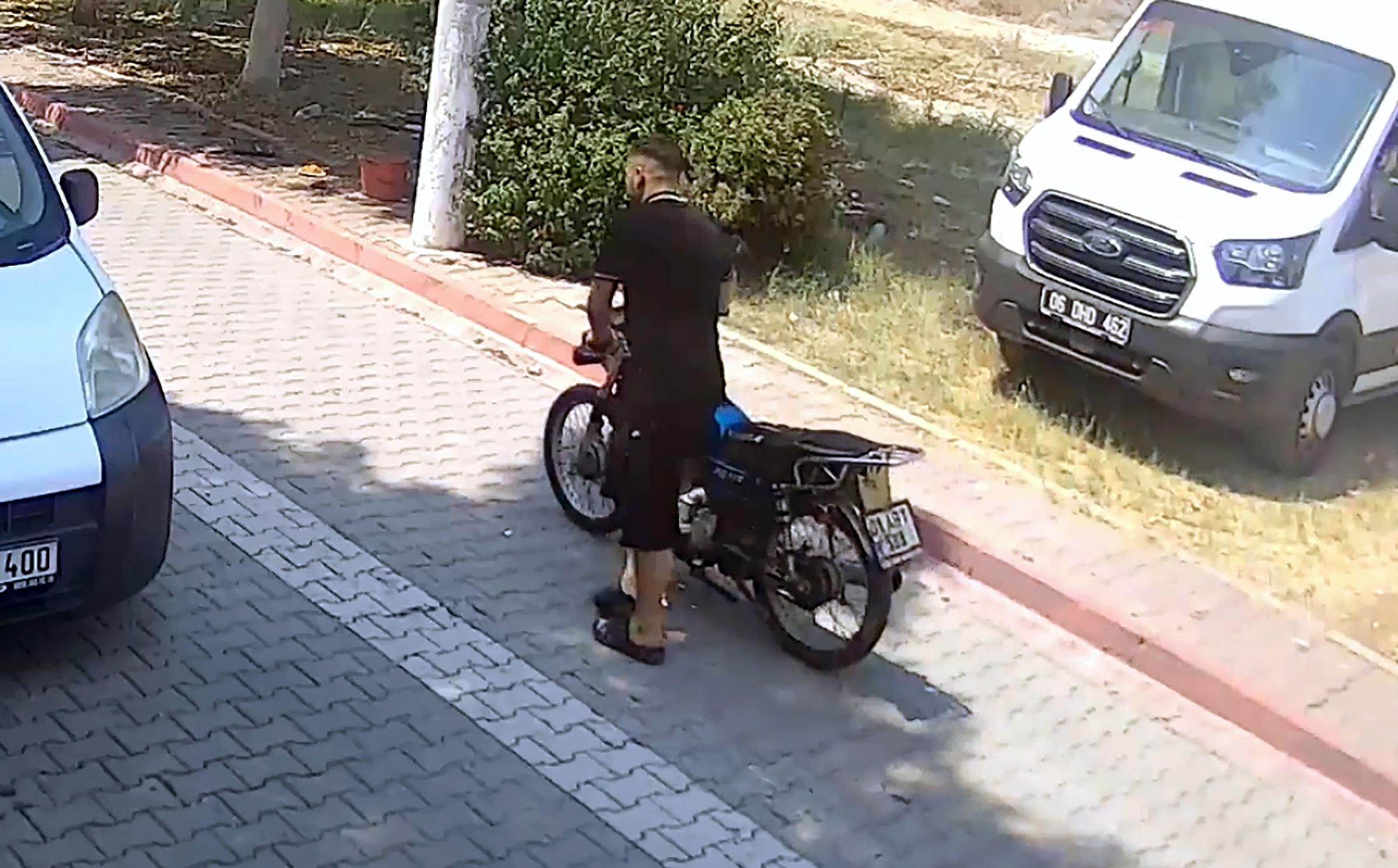 Kan Testinden Çıkıp Motosiklet Çaldı (5)